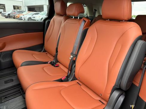 New 2026 Kia Carnival SX FWD image 20