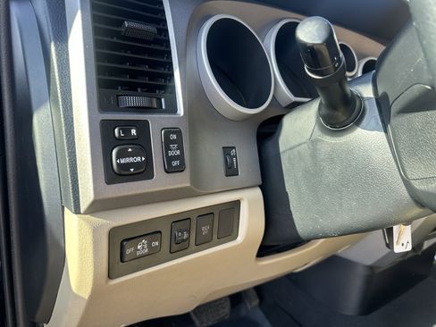 Used 2012 Toyota Tundra 4x4 Double Cab image 14