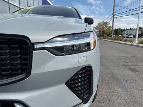 Certified 2025 Volvo XC60 B5 Plus AWD/4WD image 6