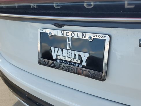 New 2026 Lincoln Nautilus Reserve AWD/4WD image 36