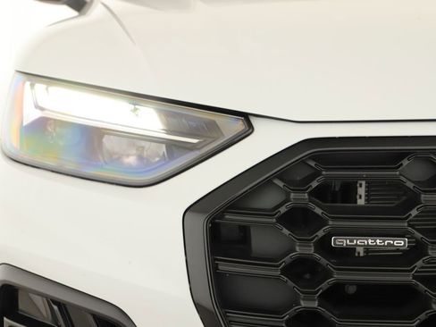 Certified 2025 Audi Q5 e Premium Plus w/ Premium Plus Package image 34