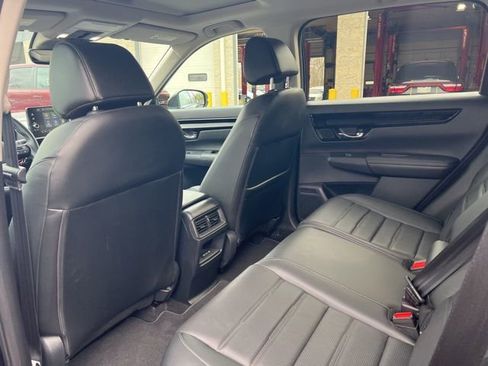 Used 2025 Honda CR-V EX-L image 18