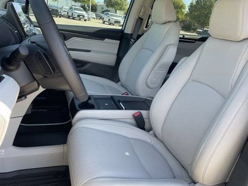 New 2026 Honda Odyssey EX-L image 23