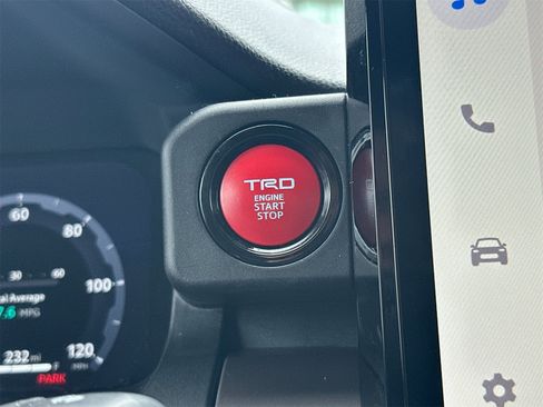 Used 2024 Toyota Tacoma TRD Off-Road image 22