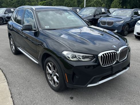 Certified 2024 BMW X3 xDrive30i w/ Premium Package AWD/4WD image 2