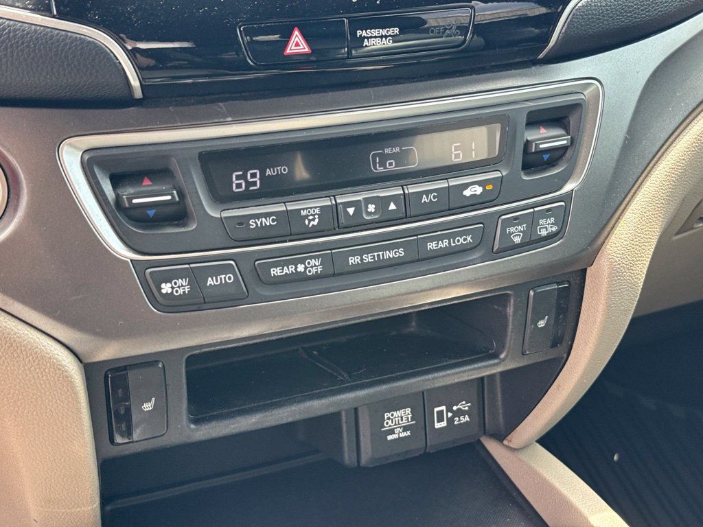 Used 2019 Honda Pilot EX image 23