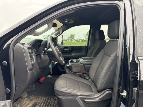 Used 2022 Chevrolet Silverado 2500 Custom w/ Infotainment Package AWD/4WD image 14