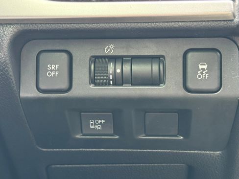 Used 2016 Subaru Crosstrek 2.0i Limited image 22