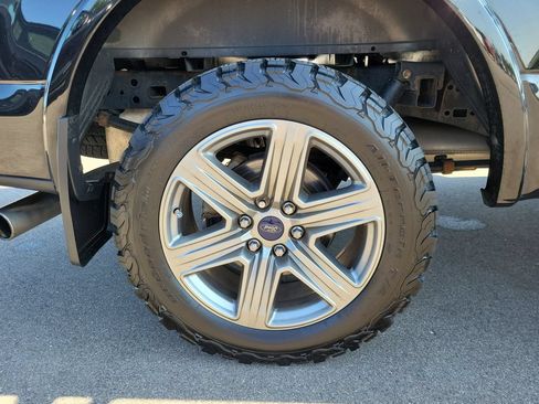 Certified 2018 Ford F150 XLT w/ Equipment Group 302A Luxury AWD/4WD image 5
