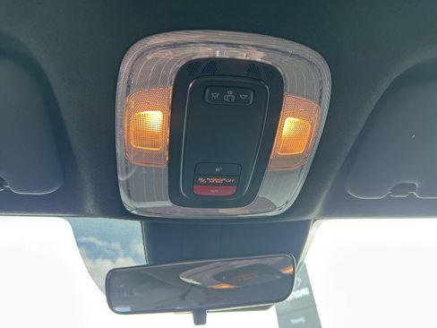 Used 2025 Hyundai Elantra SEL FWD image 20