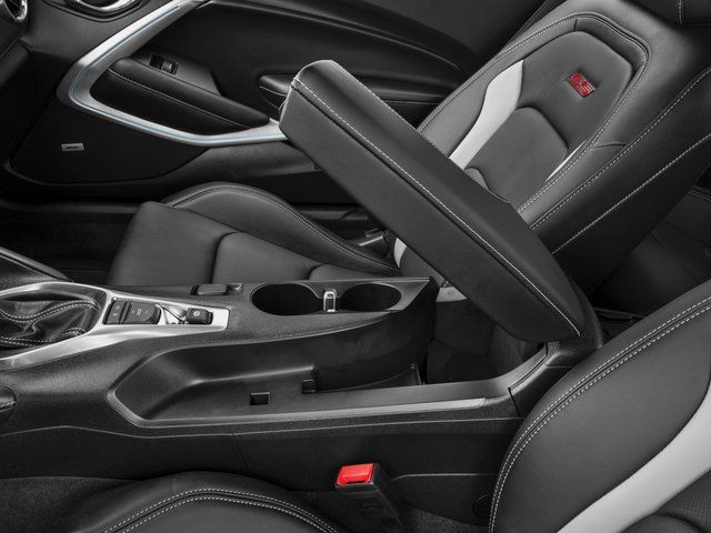 Used 2016 Chevrolet Camaro SS RWD image 17