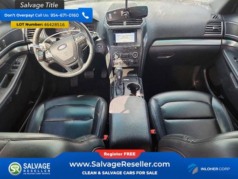 Used 2019 Ford Explorer XLT w/ Equipment Group 202A image 11
