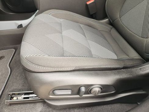 New 2027 Chevrolet Bolt LT w/ Comfort Package FWD image 18