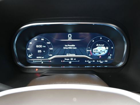 Certified 2024 GMC Yukon SLT w/ SLT Luxury Package image 14