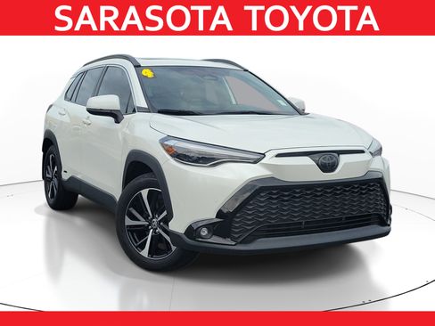 Used 2024 Toyota Corolla Cross AWD Hybrid w/ Convenience Package image 1
