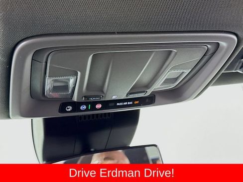 Used 2026 Chevrolet Silverado 1500 LT AWD/4WD image 17