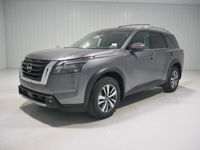 New 2025 Nissan Pathfinder SL