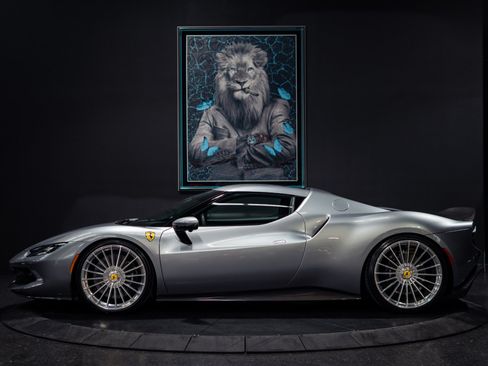 Used 2022 Ferrari 296 GTB RWD image 3