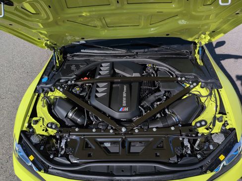 Used 2021 BMW M4 Competition w/ Executive Package image 34