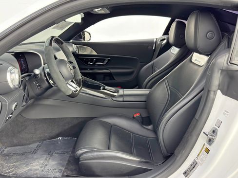 Used 2024 Mercedes-Benz AMG GT 63 image 16