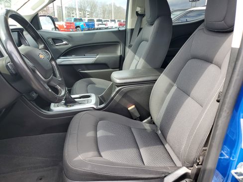 Used 2022 Chevrolet Colorado LT w/ Trail Boss Package image 28