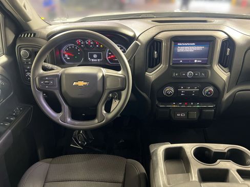 Used 2021 Chevrolet Silverado 1500 Custom AWD/4WD image 24