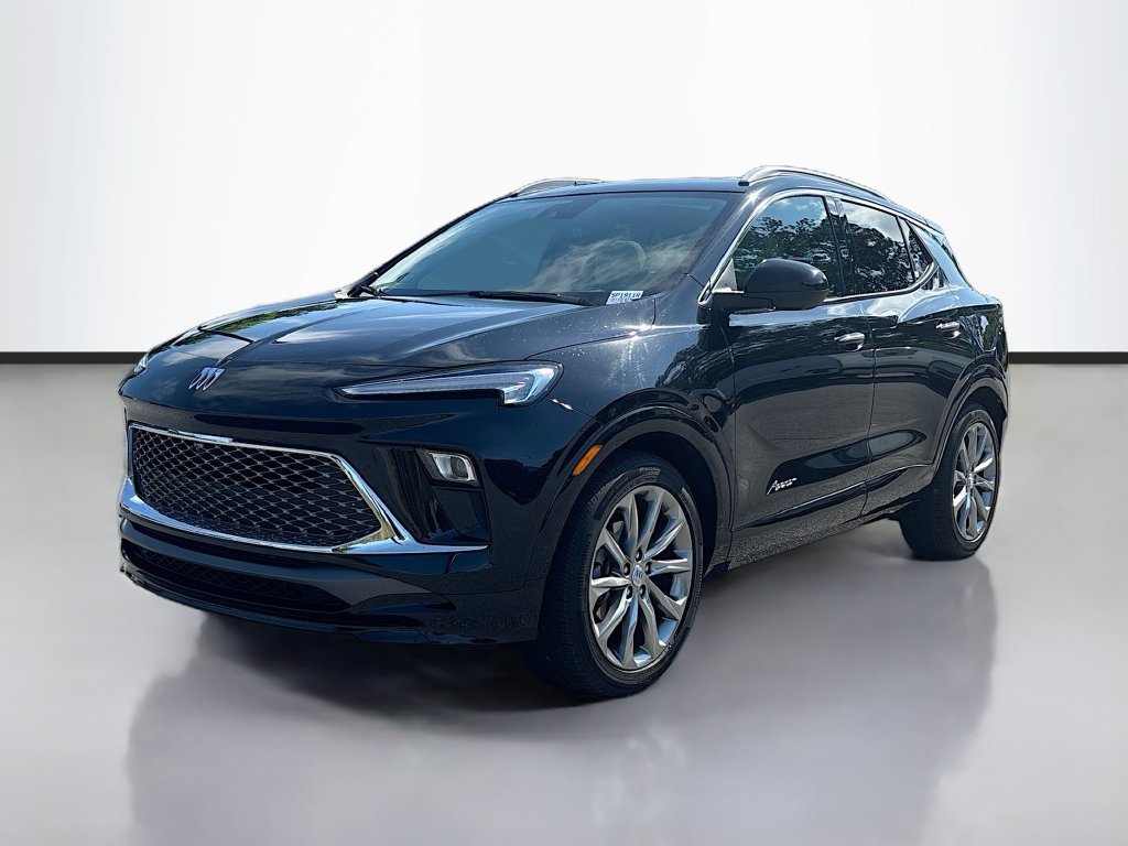Used 2025 Buick Encore GX Avenir w/ Avenir Technology Package FWD image 7