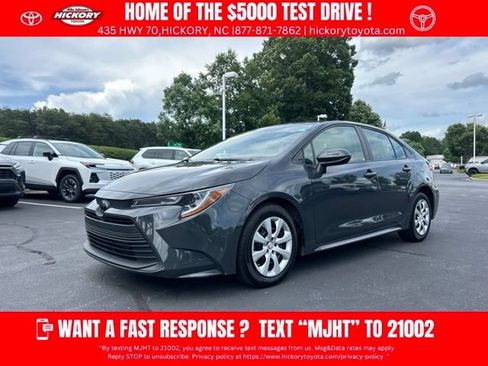 Used 2024 Toyota Corolla LE FWD image 1