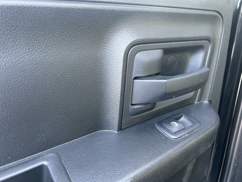 Used 2017 RAM 1500 Express w/ Black Ram 1500 Express Group image 23