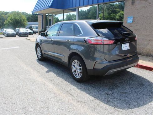 Used 2021 Ford Edge SEL AWD/4WD image 4