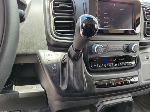 Used 2025 RAM ProMaster 2500 w/ U-Haul Equipment Group FWD image 23