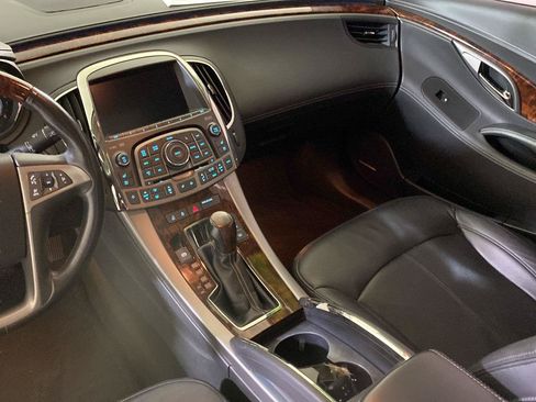 Used 2012 Buick LaCrosse Touring FWD image 36