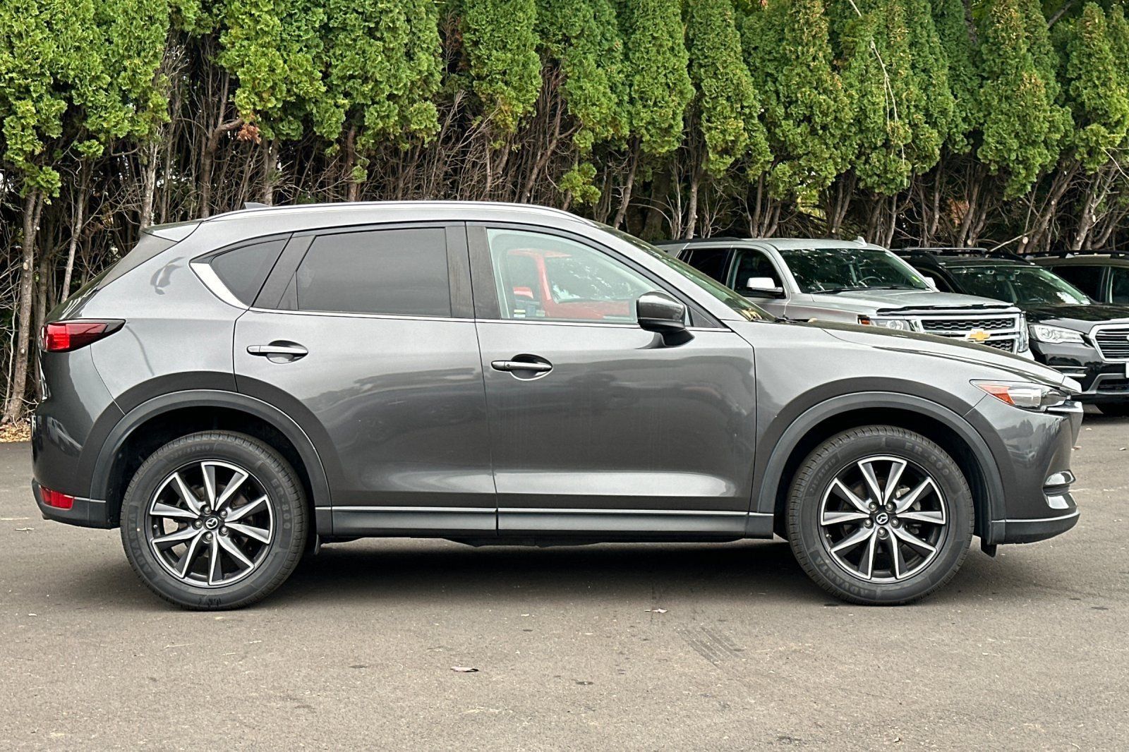 Used 2018 MAZDA CX-5 Touring w/ Preferred Equipment Package AWD/4WD image 3