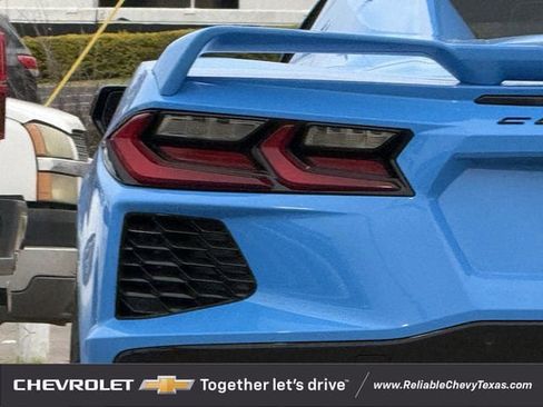 Used 2023 Chevrolet Corvette 2LT w/ Z51 Performance Package image 9