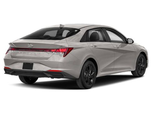 Used 2023 Hyundai Elantra SEL FWD image 2