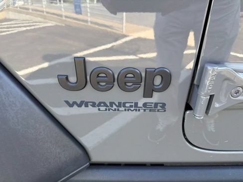 Used 2020 Jeep Wrangler Unlimited Sport AWD/4WD image 28
