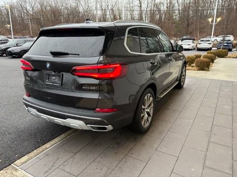 Used 2021 BMW X5 xDrive40i w/ Premium Package image 5