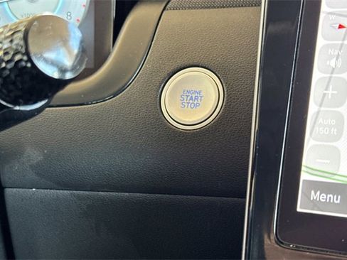 Used 2024 Hyundai Tucson Limited image 30