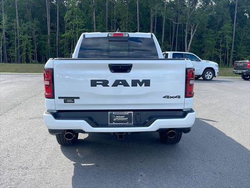 Certified 2026 RAM 1500 Big Horn w/ Night Edition AWD/4WD image 6