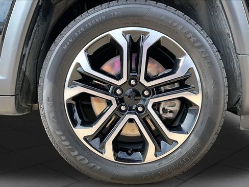 Used 2023 Jeep Compass Limited AWD/4WD image 11