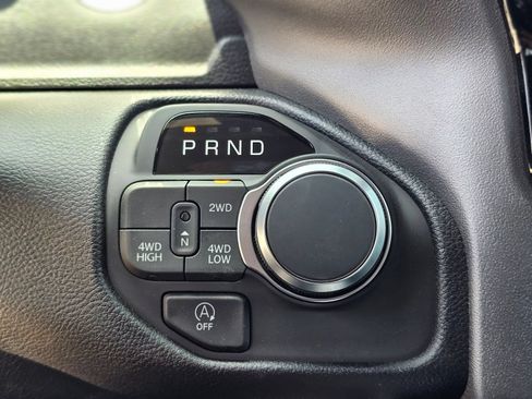 New 2026 RAM 1500 Express AWD/4WD image 13