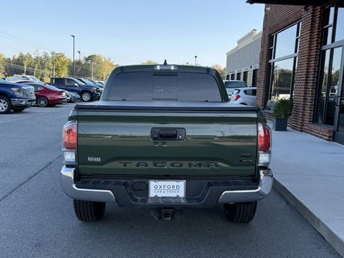 Used 2021 Toyota Tacoma TRD Off-Road image 5