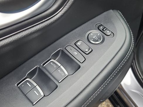 Used 2024 Honda HR-V EX-L image 25