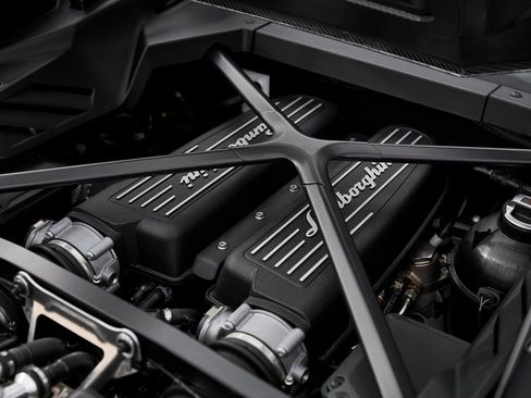 Used 2023 Lamborghini Huracan Tecnica image 27