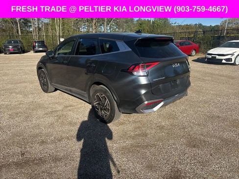 Used 2024 Kia Sportage LX image 4
