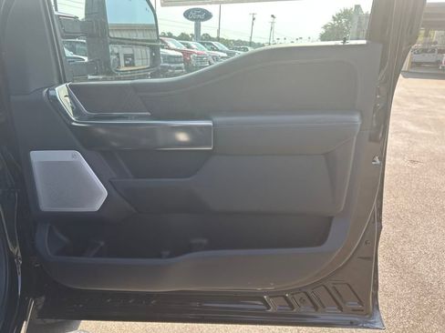 New 2025 Ford F250 Platinum w/ FX4 Off-Road Package image 31