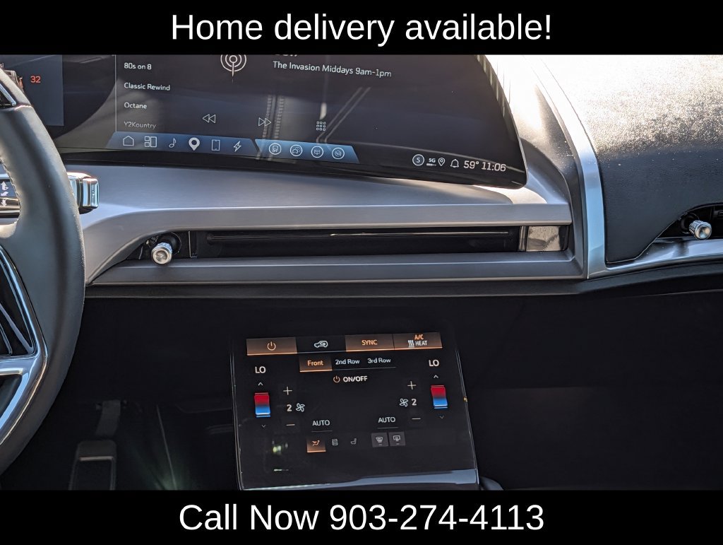 Used 2026 Cadillac Vistiq Platinum AWD/4WD image 17