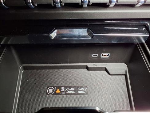 New 2026 GMC Yukon XL AT4 Ultimate image 19