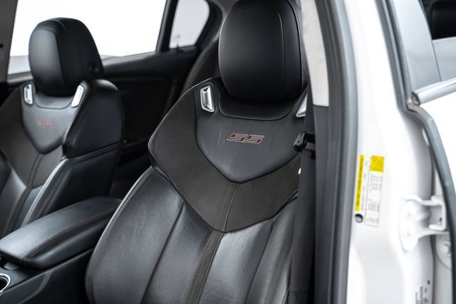 Used 2016 Chevrolet SS RWD image 16