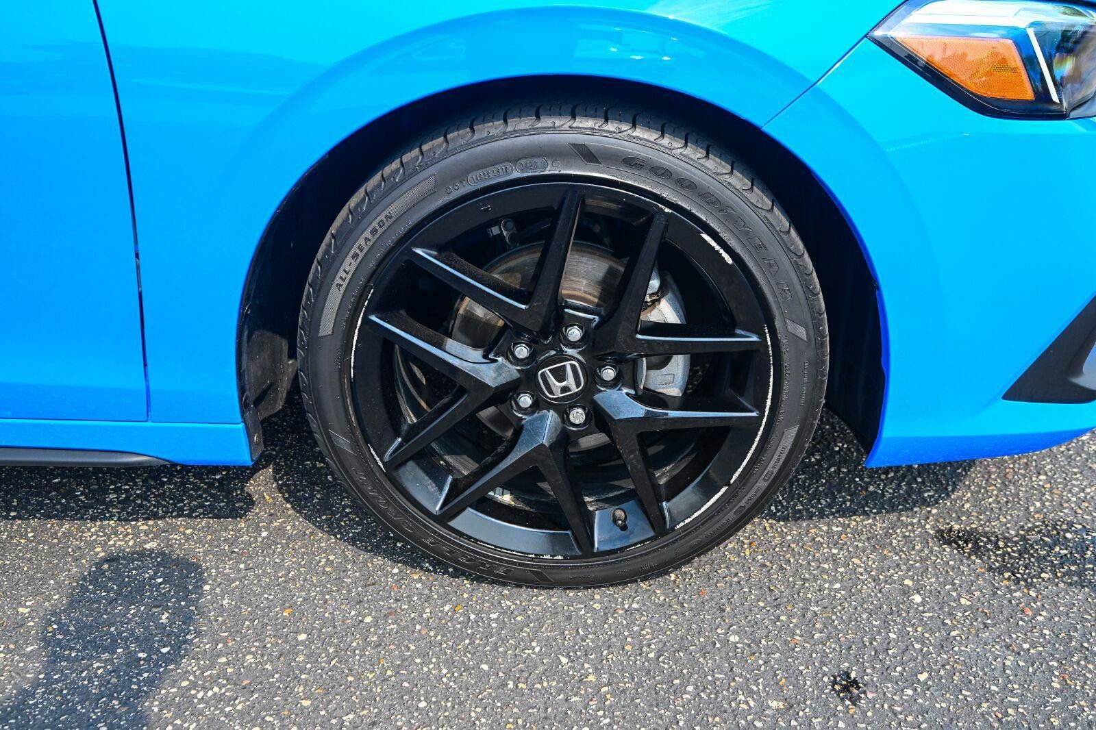 Used 2023 Honda Civic Sport image 15